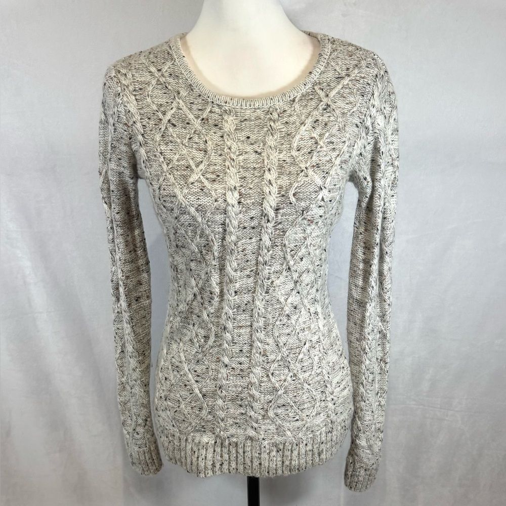 Max UK ivory speckled classic cable knit sweater size 6